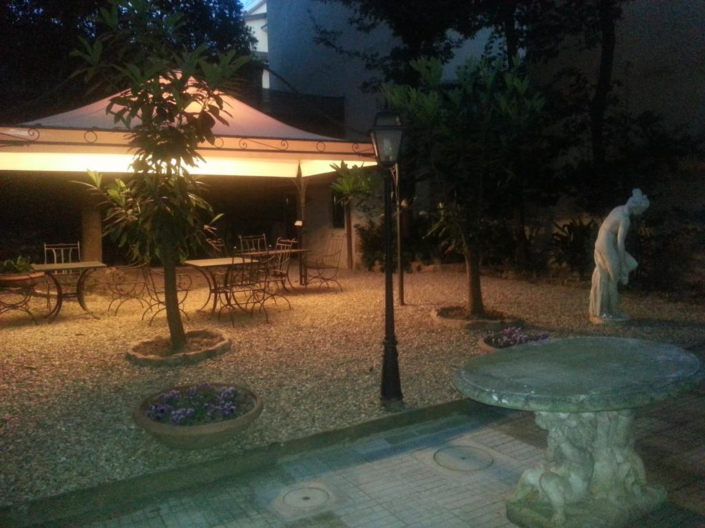 Little Garden Donatello Apartment Florenţa Exterior foto